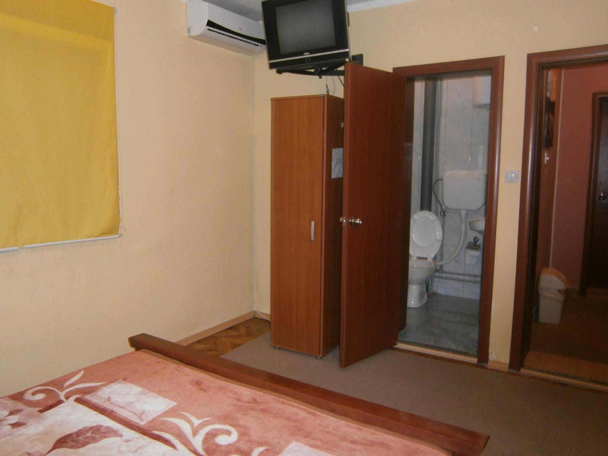 Vila Patria Podgorica Exteriör bild