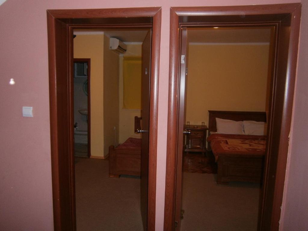 Vila Patria Podgorica Exteriör bild